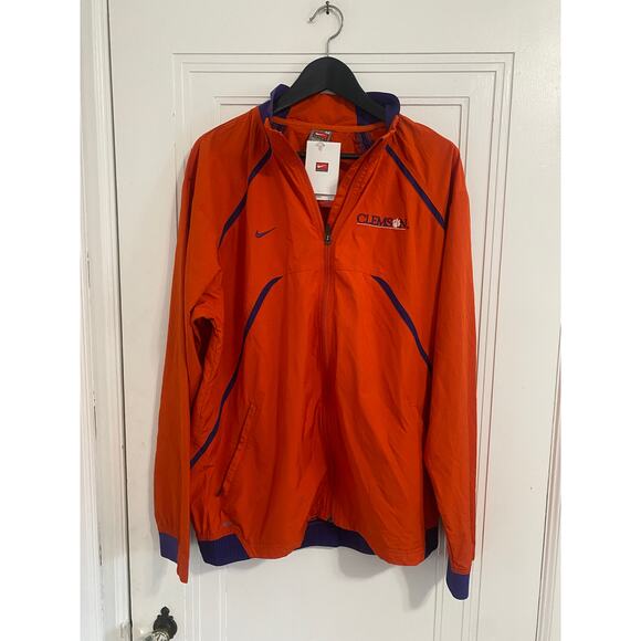 NWT Clemson Tigers Nike FitStorm Windbreaker Size Medium - Picture 1 of 10